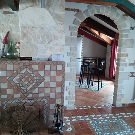 B&B Domus Liberty Luxury House 살라 콘실리나